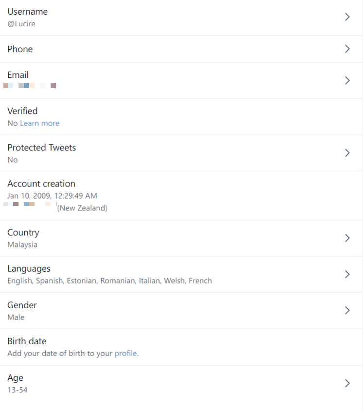 Looks like Twitter makes up your settings, too